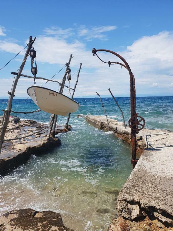 Martina 2 Apartment Bašanija Стая снимка